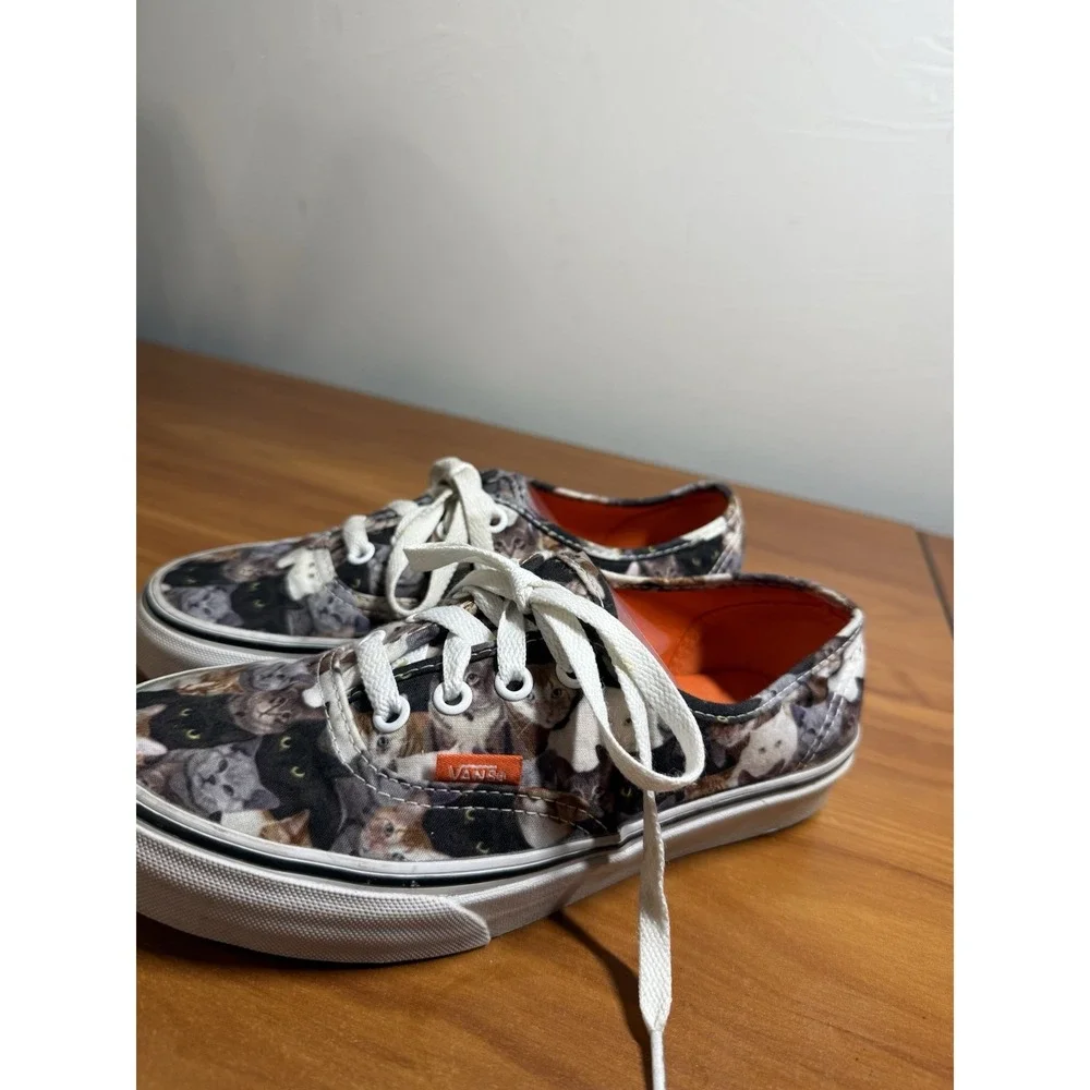 VANS Authentic ASPCA Cats Kittens Print Lace Up Low Top Sneakers Women's Size 6
